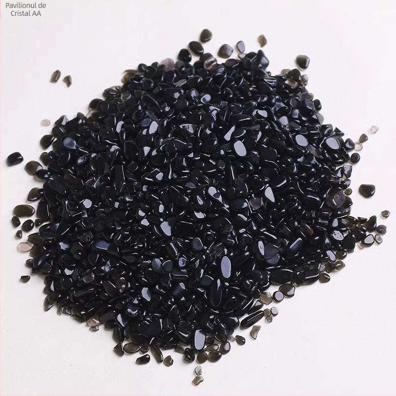 Pietriș natural de obsidian pentru acvariu – decor pentru peisaj, granule cristaline, design geometric, stil modern minimalist; ambalaj carton.
