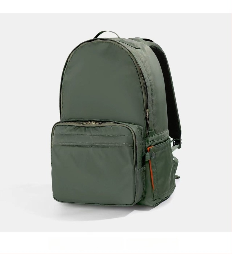 Seria TANKER DAYPACK, rucsac unisex pentru uz zilnic și navetă, din poliester, capacitate sub 20L, compatibil cu laptop, primăvară 2026
