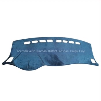 Husă pentru bordul mașinii Runmao, cu efect anti-reflexie, pentru toate anotimpurile, cu siglă, model solid