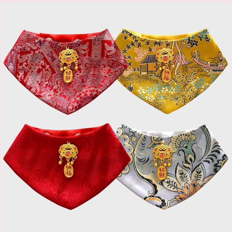 Fular triunghiular, stil chinezesc, satin țesut, broderie (Material: Pânză; Metoda de țesut: Satén țesut; Metoda de prelucrare: Broderie; Stil: Chinezesc)