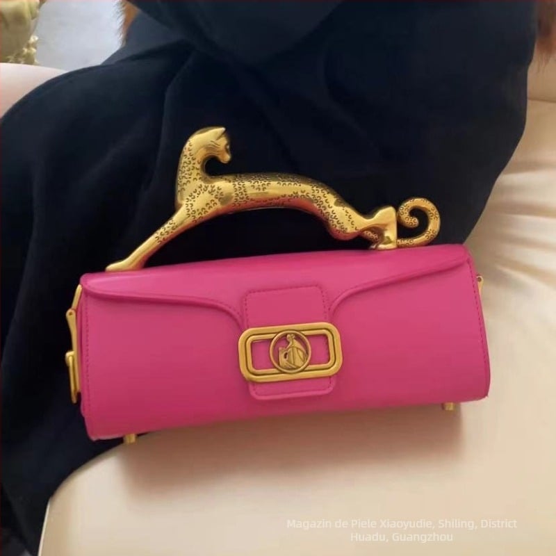 Geantă de femei din piele naturală, mică pătrată pentru umăr, căptușeală din piele de vițel, formă orizontală, închidere magnetică, buzunar cu fermoar