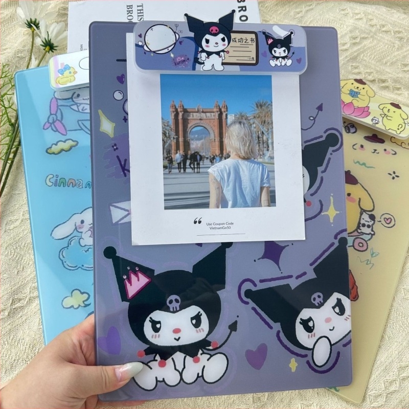 Clipboard din plastic cu mecanism de prindere simplu, design cu câine desenat, model TC-BJ-107, brand Tuo Chuang, grosime placă 2,1 mm