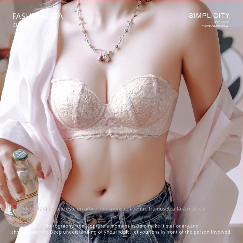 Bustier din bumbac cu cupuri 3/4, cupe modelate cu partea superioară subțire și partea inferioară mai lată, bretele detașabile duble, închidere spate cu patru rânduri de cârlige