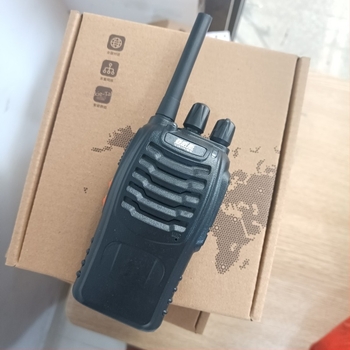 Walkie-Talkie radio portabil, 16 canale, autonomie 3–5 km, rezistent la praf, baterie litiu 1500mAh