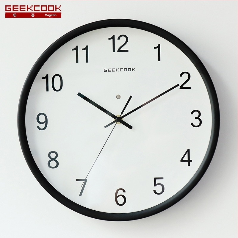 Ceas de perete din metal cu iluminare LED nocturnă, senzor vocal activat și mișcare cuarț