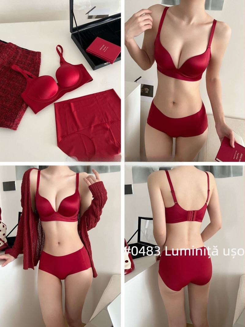 Set sutien și lenjerie din dantelă, cupa 1/2, cupă turnată cu partea superioară subțire și partea inferioară mai groasă, bretele fixe, închidere spate cu trei rânduri de cârlige (1/2; cupă turnată; top subțire/ jos gros; bretele fixe; închidere cu trei rân