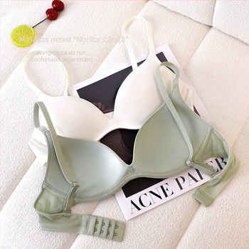 Editha sutien fără cusături pentru femei, material nylon, cupe 3/4 din burete ușor modelate, bretele fixe, închidere la spate cu două rânduri de catarame