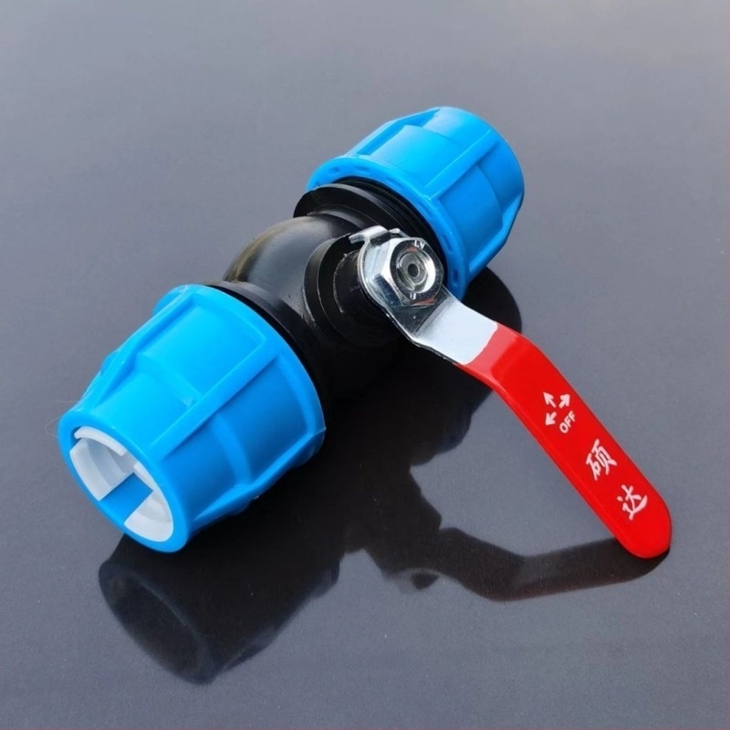 Conector pentru țevi de apă cu ventil Tee, material PP, nucleu din plastic personalizat