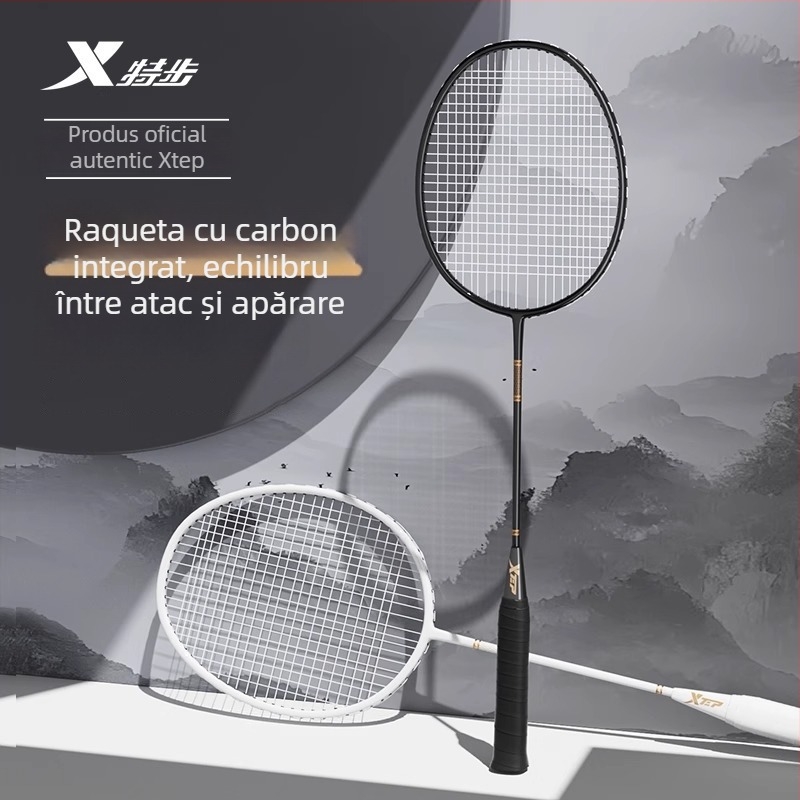 Rachetă de badminton din fibră de carbon, design dintr-o singură bucată, șaft drept, 95–100 g, rigiditate medie, potrivită pentru începători