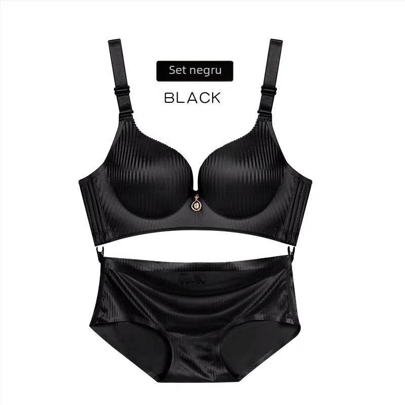 Sutien fără sârmă, cupă 3/4, burete de 8 cm, susținere adunătoare, bretele duble detașabile, material nylon