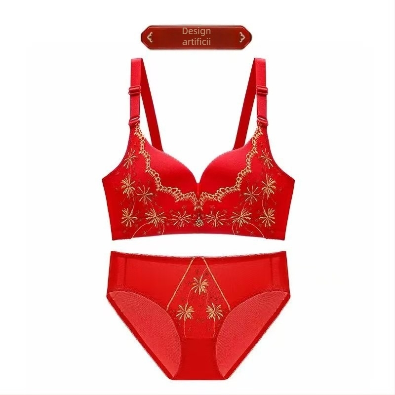 Set de lenjerie pentru nuntă în stil tradițional chinezesc, fără inele metalice; cupă 3/4; cupă modelată: subțire sus, gros jos; bretele fixe duble; închidere spate cu patru rânduri.