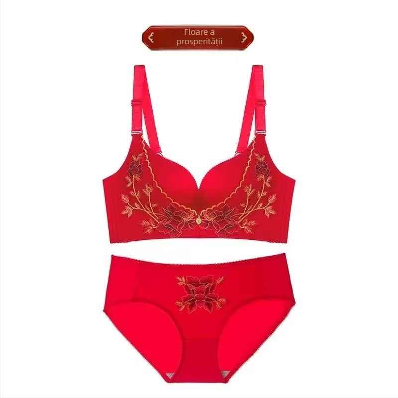 Set de lenjerie pentru nuntă în stil tradițional chinezesc, fără inele metalice; cupă 3/4; cupă modelată: subțire sus, gros jos; bretele fixe duble; închidere spate cu patru rânduri.