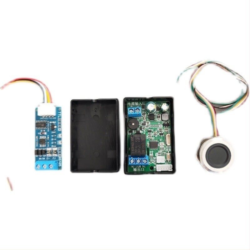 Dispozitiv de recunoaștere a amprentelor cu comunicare Modbus RTU, RS-485, ecran tactil industrial și PLC cu relee