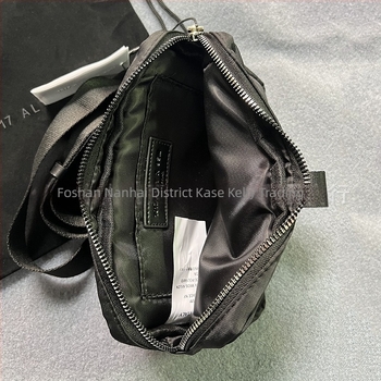 Geantă de piept pentru bărbați, stil stradal, nailon, ultraușoară pentru reducerea încărcăturii, iarna 2023, utilizare zilnică