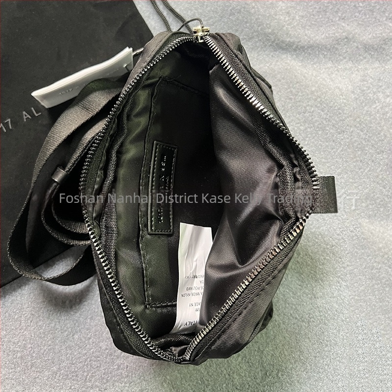 Geantă de piept pentru bărbați, stil stradal, nailon, ultraușoară pentru reducerea încărcăturii, iarna 2023, utilizare zilnică