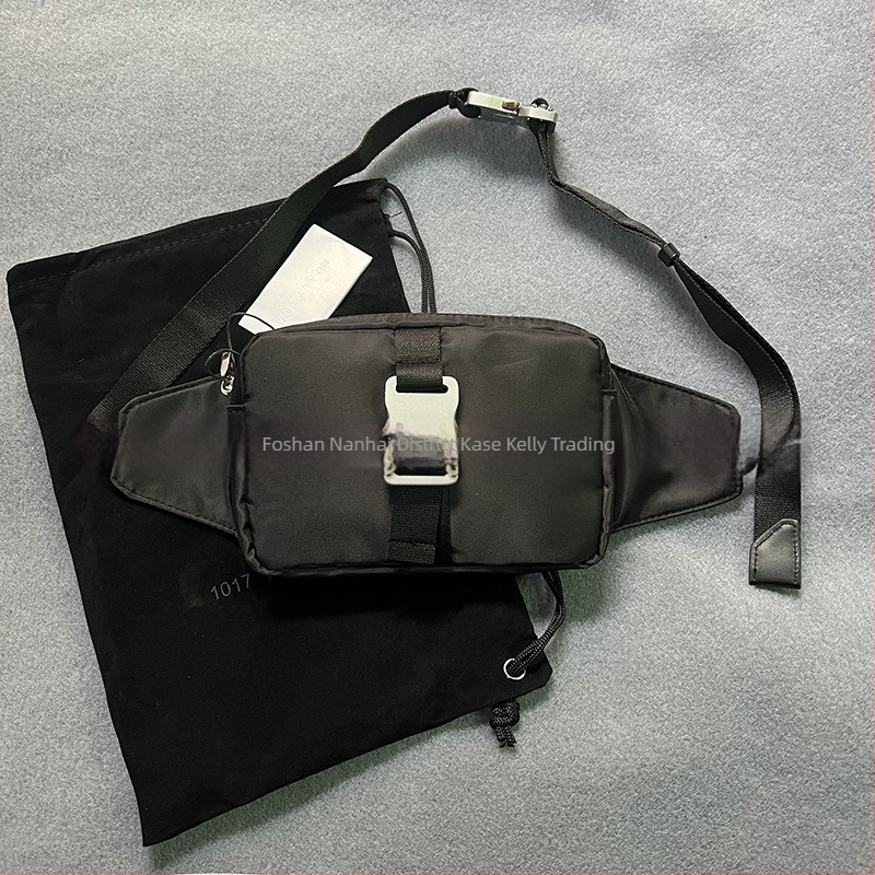 Geantă de piept pentru bărbați, stil stradal, nailon, ultraușoară pentru reducerea încărcăturii, iarna 2023, utilizare zilnică