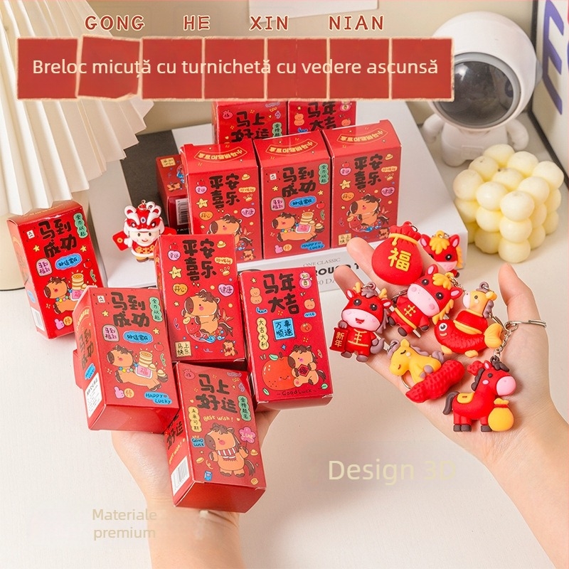 Lanț de chei cu cutie misterioasa (blind box) – motiv cal, cauciuc moale, ambalare individuala, stil chinezesc