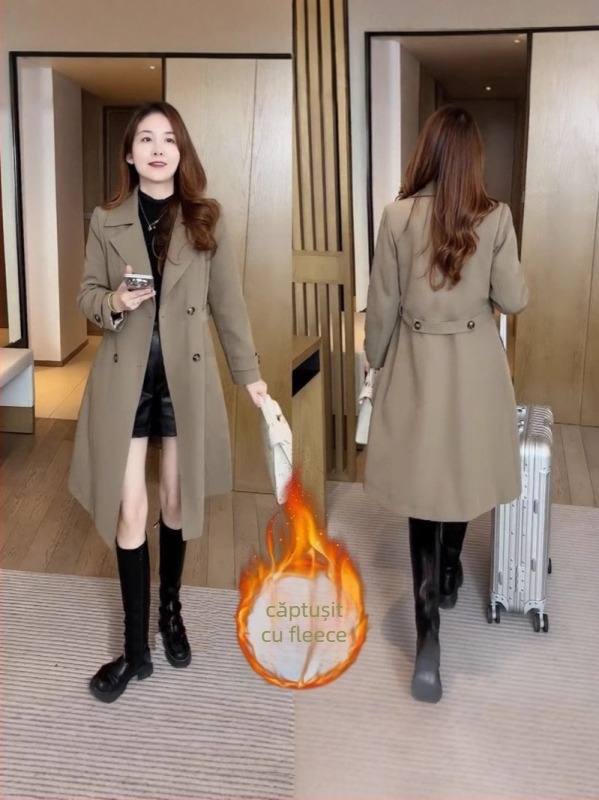 Paltonă damă cu căptușeală fleece, lungime medie, croială lejeră, poliester, grosime medie, nasturi dublu-rând