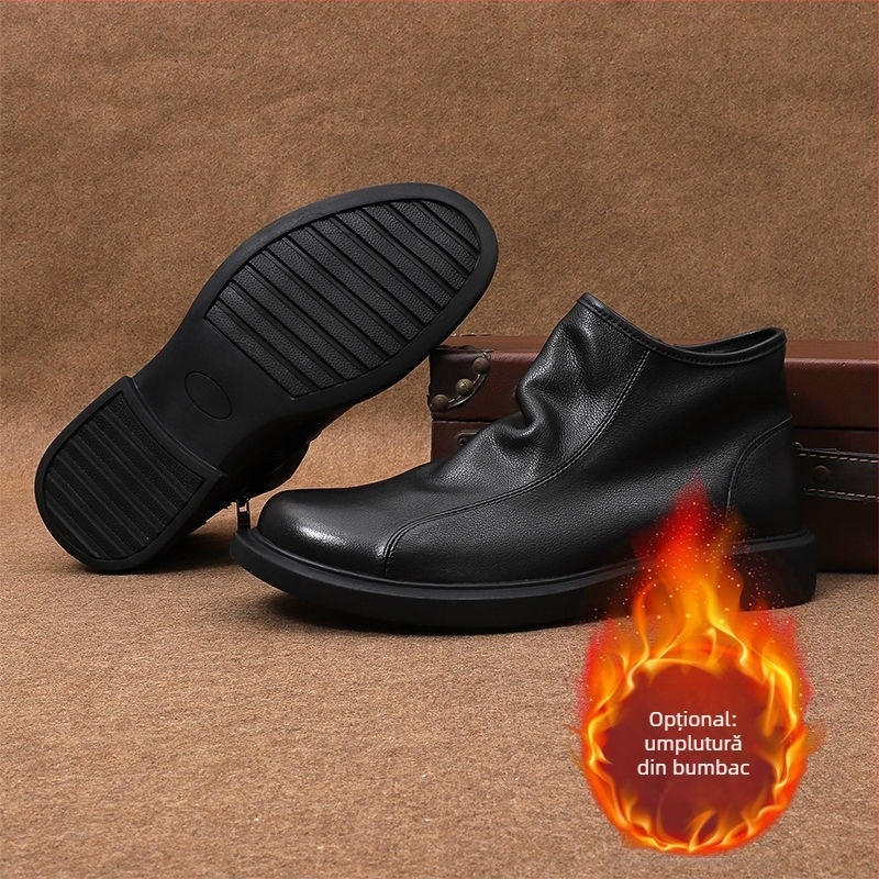 Ghete Martin cu partea superioară din piele de vițel, vârf rotund, toc în pantă, înălțime medie