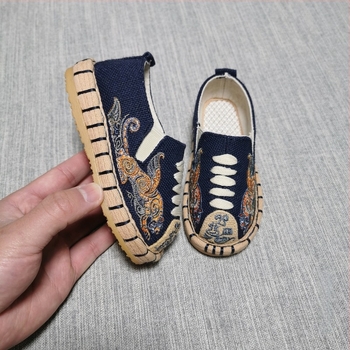 Pantofi din pânză pentru copii, cu profil redus, fără șireturi, respirabili, brodați și cu imprimeu animat