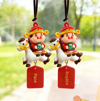 BRELOC Anul Calului — PVC, model animal, decor interior mașină, talisman Dumnezeu al bogăției