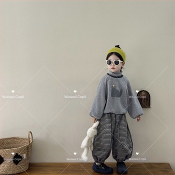 Set de iarnă pentru copii din două piese — stil coreean, desen animat, pulover gros și pantaloni uni, vârstă 0–1 ani, material Rayon, blană de iepure 80–90%