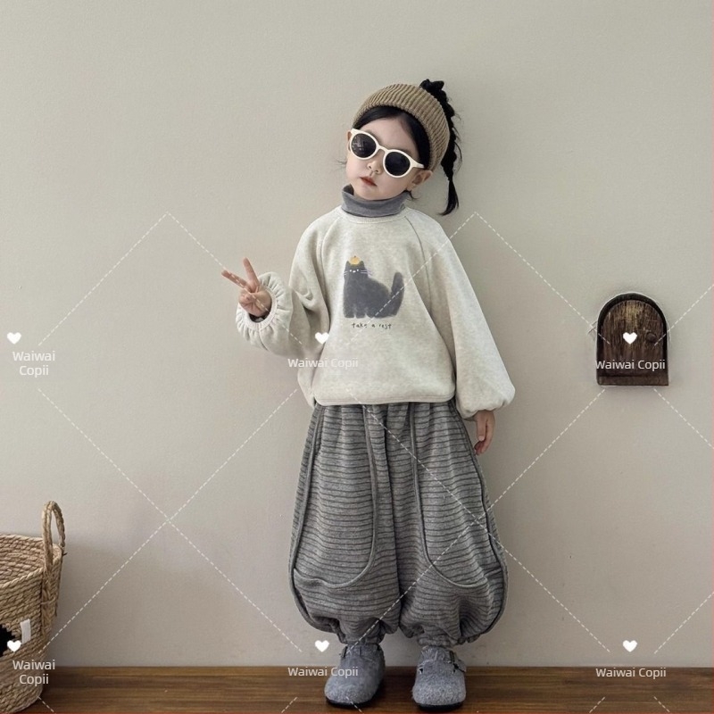 Set de iarnă pentru copii din două piese — stil coreean, desen animat, pulover gros și pantaloni uni, vârstă 0–1 ani, material Rayon, blană de iepure 80–90%