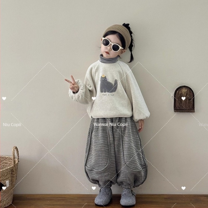 Set de iarnă pentru copii din două piese — stil coreean, desen animat, pulover gros și pantaloni uni, vârstă 0–1 ani, material Rayon, blană de iepure 80–90%