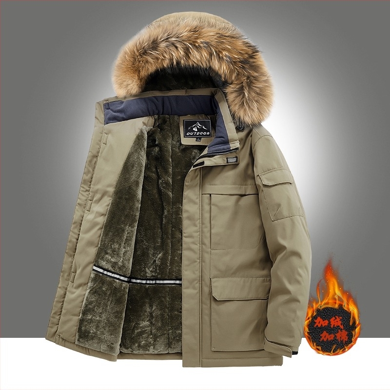 Palton bărbătesc cu glugă, lungime medie, umplutură din poliester, căptușeală poliester, guler din blană