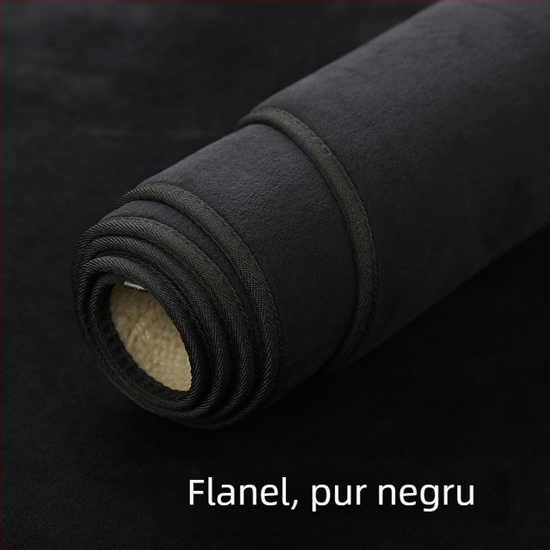 Covoraș pentru protecția bordului Hyundai ix35 – pluș, izolație termică, logo imprimat, marcă privată autorizată