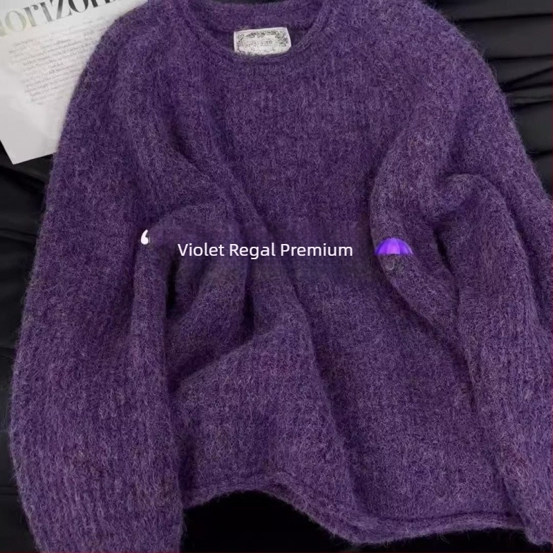 Pulover tricotat gros din amestec lână-acril, cu glugă, guler rotund, croială lejeră — Iarna 2024