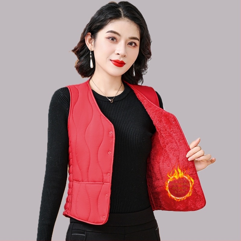 Vestă pentru femei din nylon cu umplutură poliester-bumbac, croială scurtă, guler în V, închidere cu nasturi pe un rând