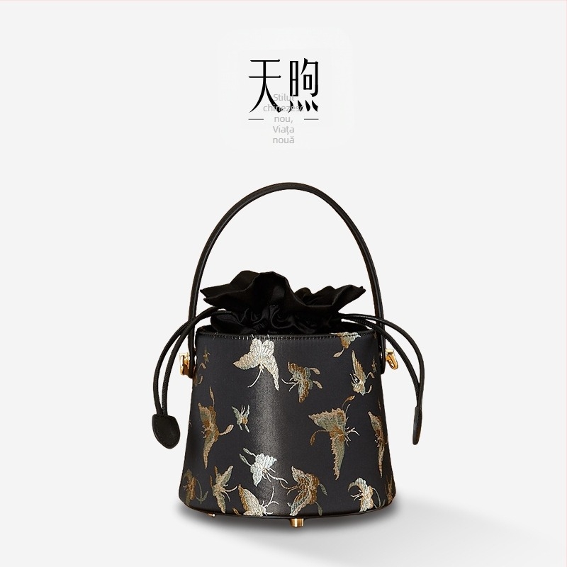 Geantă bucket din piele de vacă și material textil, stil național literar, închidere cu șnur, căptușeală poliester