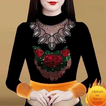 Tricou damă cu mânecă lungă, croială lejeră (Poliester; mâneci lungi; croială lejeră; lungime obișnuită; guler mock neck)