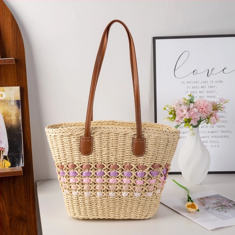 Geantă tote din pai împletită pentru umăr - Material: hârtie, căptușeală poliester, închidere cu fermoar, formă orizontală dreptunghiulară