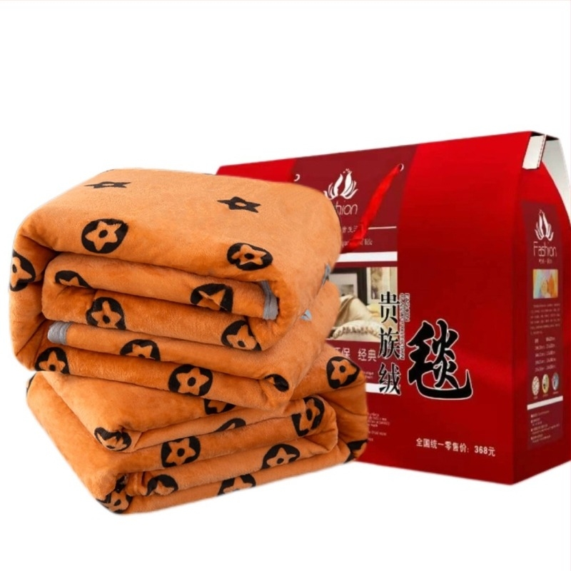 Moju pătură groasă din coral fleece – model geometric, poliester, 240 g, personalizabilă, primăvară-toamnă