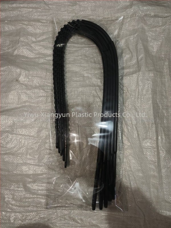 Lanț de zăpadă universal din cauciuc pentru anvelope auto, model 9795, pentru anvelope de 165–275 mm, greutate 75 g (Marcă: Simple drunk)