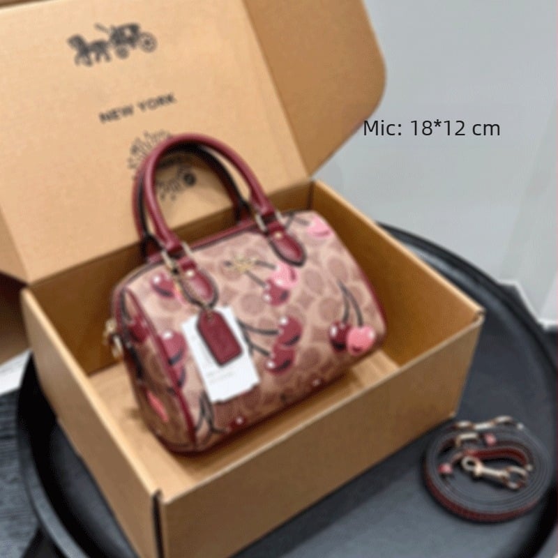 Geantă bucket din PVC, căptușeală PU, închidere cu șnur, formă orizontală pătrată, buzunar intern cu patch