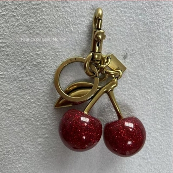 Breloc pentru geantă cu model cireș, rășină, decorativ, stil mixt, primăvara 2025 (Material: Rășină; Model: Fructe; Funcție: Decor; Stil: Stil mixt; An lansare: Primăvara 2025)