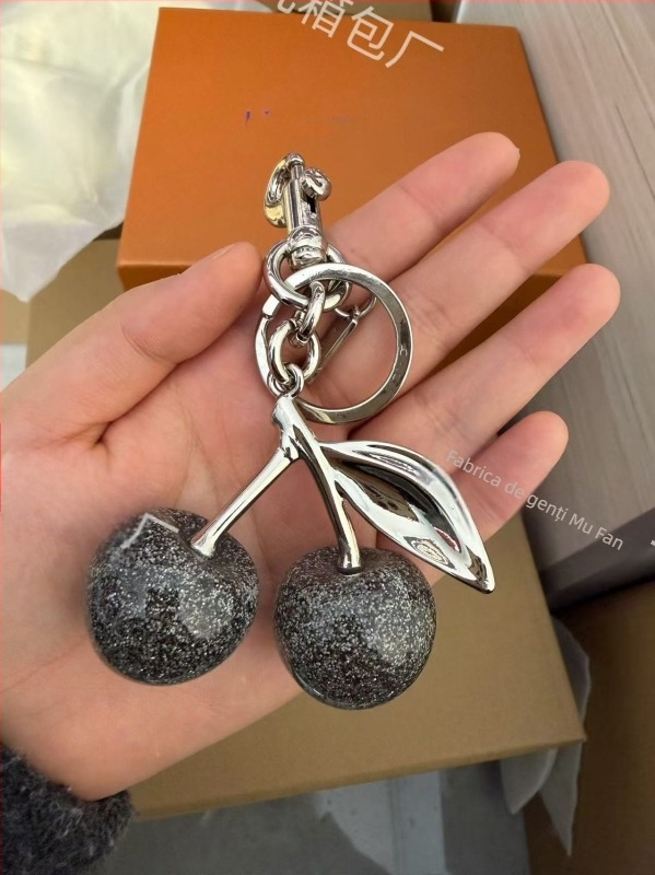 Breloc pentru geantă cu model cireș, rășină, decorativ, stil mixt, primăvara 2025 (Material: Rășină; Model: Fructe; Funcție: Decor; Stil: Stil mixt; An lansare: Primăvara 2025)