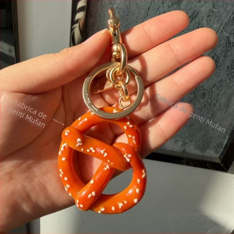 Breloc pentru geantă cu model cireș, rășină, decorativ, stil mixt, primăvara 2025 (Material: Rășină; Model: Fructe; Funcție: Decor; Stil: Stil mixt; An lansare: Primăvara 2025)