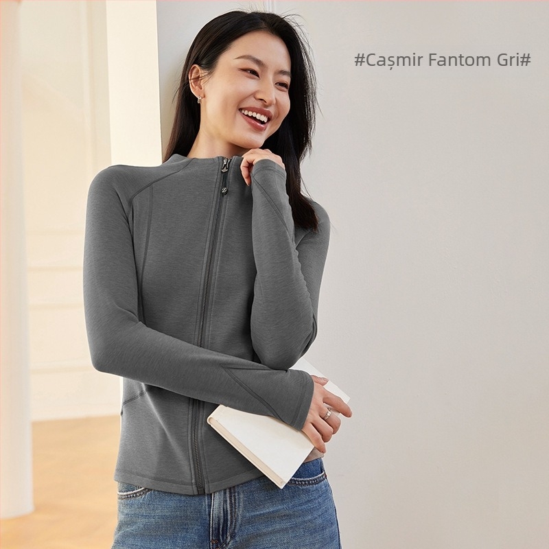 Palton damă acrilic, croială slim, cu fermoar, mâneci lungi, guler înalt