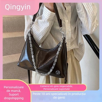 Geantă crossbody pentru femei cu stil urban minimalist, material PU, formă dumpling, închidere cu fermoar, căptușeală din piele sintetică