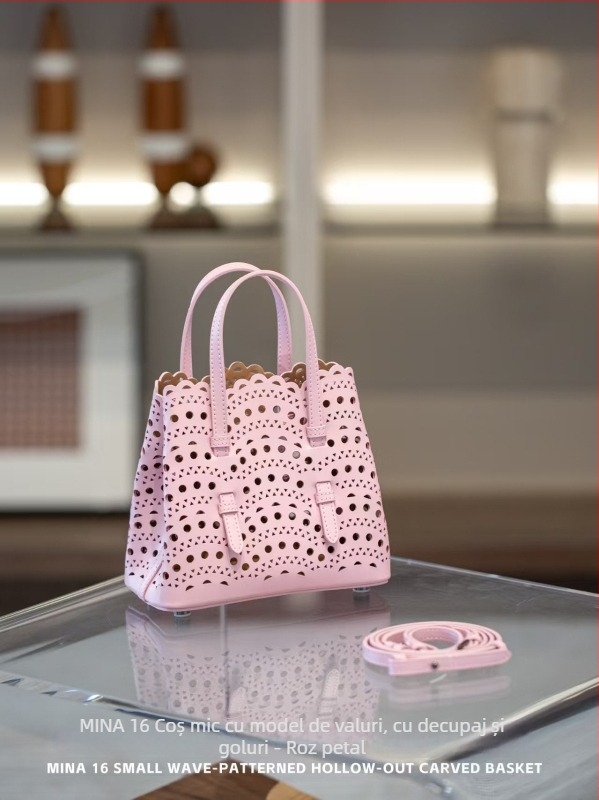 Geantă basket din piele naturală, plasă ondulată și imprimeu floral gravat, stil urban minimalist, crossbody cu curea unică, formă dreptunghiulară, buzunar pentru telefon și buzunar cu fermoar, căptușeală poliester