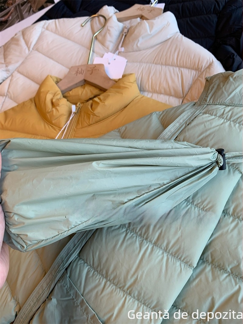 Jachetă subțire din nylon cu puf de rață alb, 85-90% conținut, guler înalt, fermoar