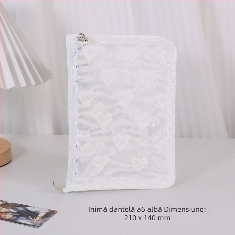 Album cu foi detașabile, copertă transparentă din PVC în formă de inimă, legare cu 3 găuri