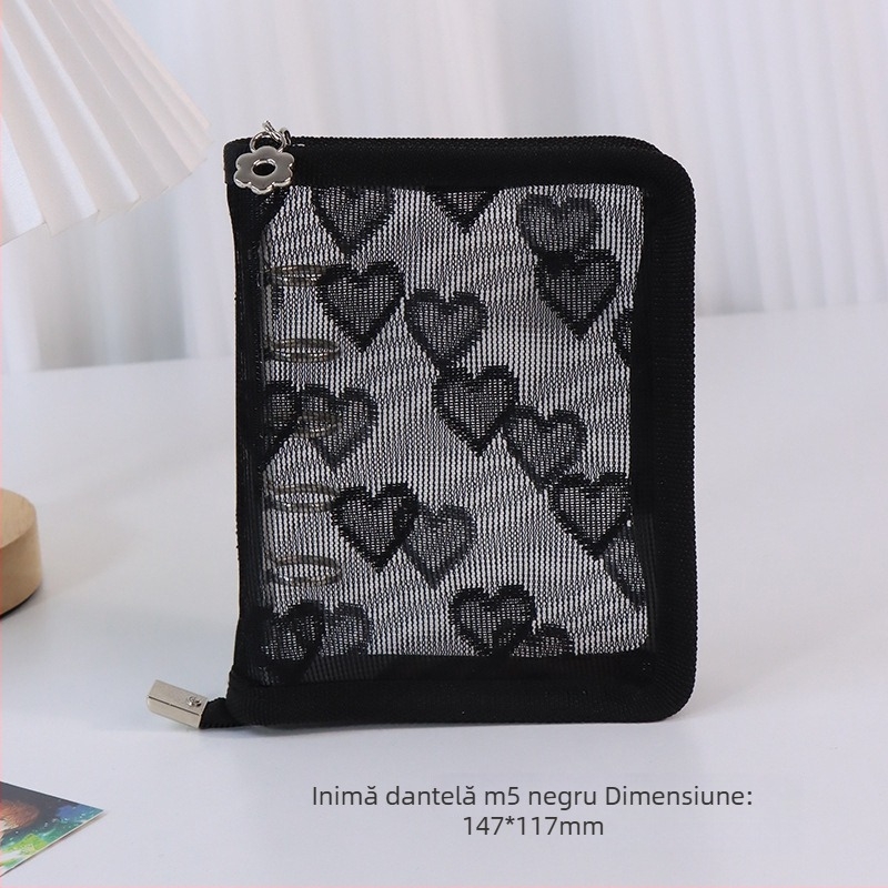 Album cu foi detașabile, copertă transparentă din PVC în formă de inimă, legare cu 3 găuri