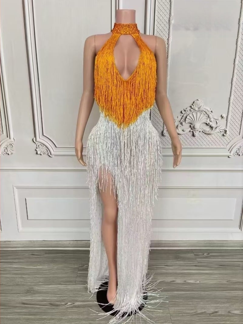 Rochie lungă cu gât halter și ciucuri, pentru reprezentații pe scenă, femei, din amestec piele de capră și spandex (90–95% piele de capră)