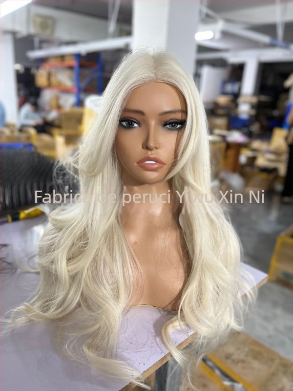 Perucă cu dantelă frontală în formă de U, volum în creștet, bucle mari și pufoase, complet lucrată manual, păr lung buclat cu breton oblic