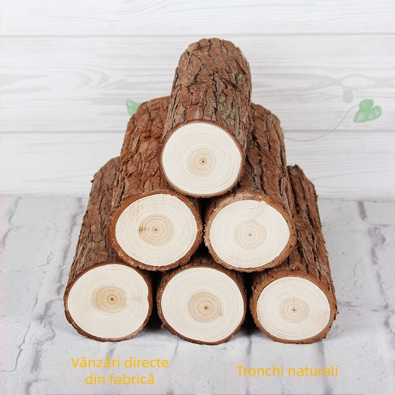 Decorațiune pentru șemineu din lemn cu bețe pe fundal natural, accente din piele